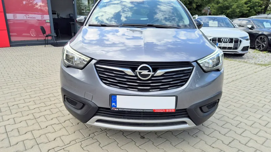 OPEL Crossland X -