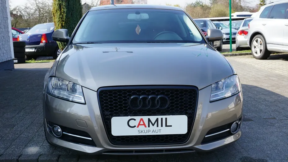 AUDI A3 Sportback -