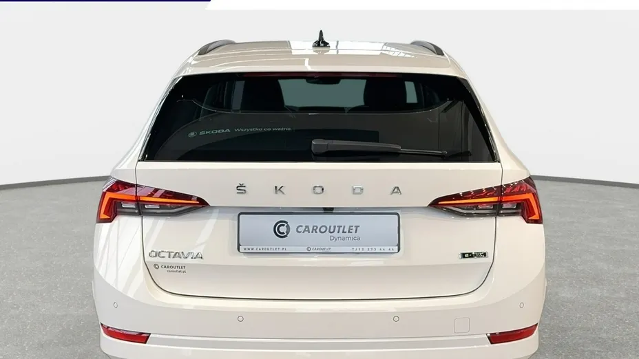 SKODA Octavia -