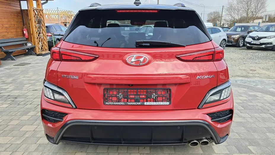 HYUNDAI Kona -