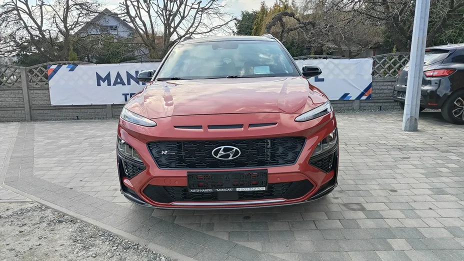 HYUNDAI Kona -