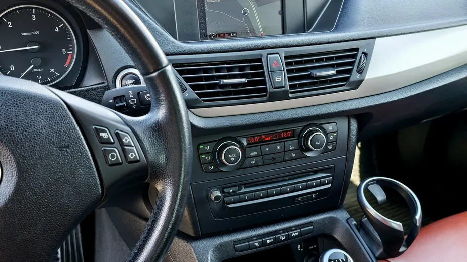 BMW X1 -