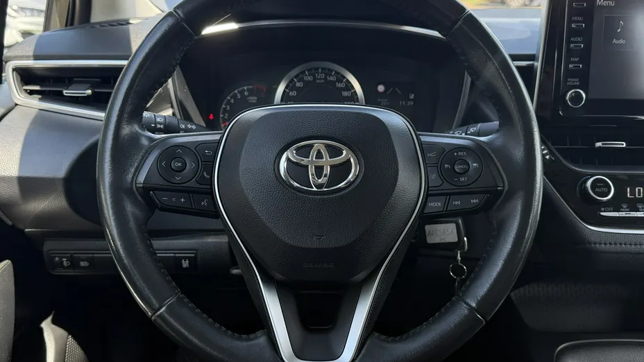 TOYOTA Corolla -
