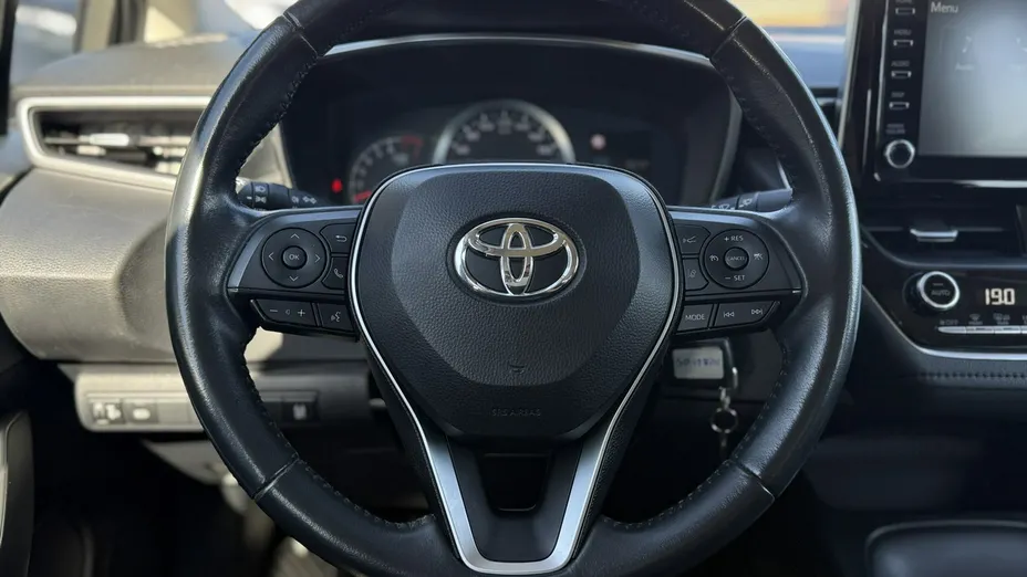 TOYOTA Corolla -