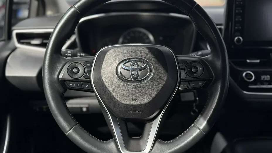 TOYOTA Corolla -