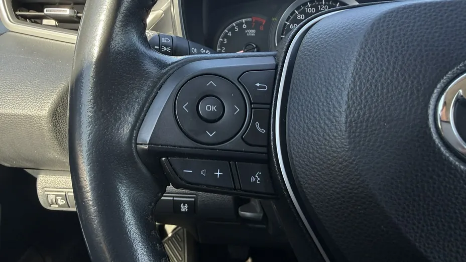 TOYOTA Corolla -