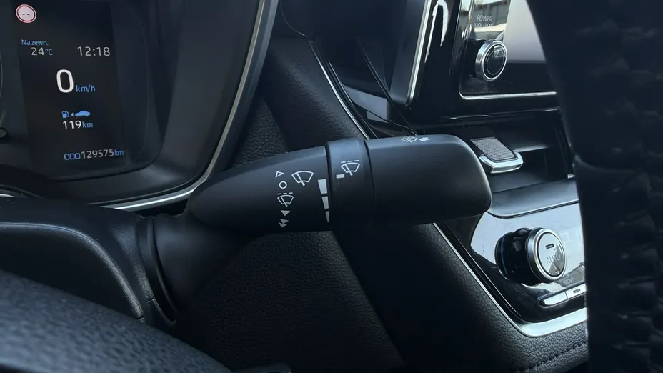 TOYOTA Corolla -