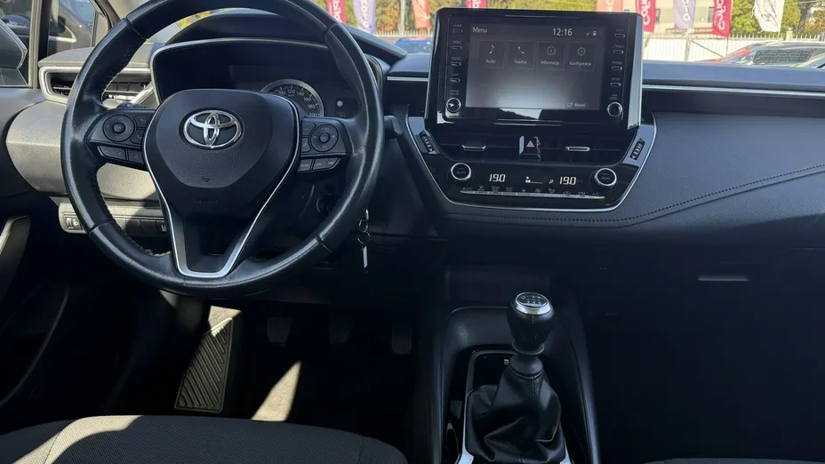 TOYOTA Corolla -