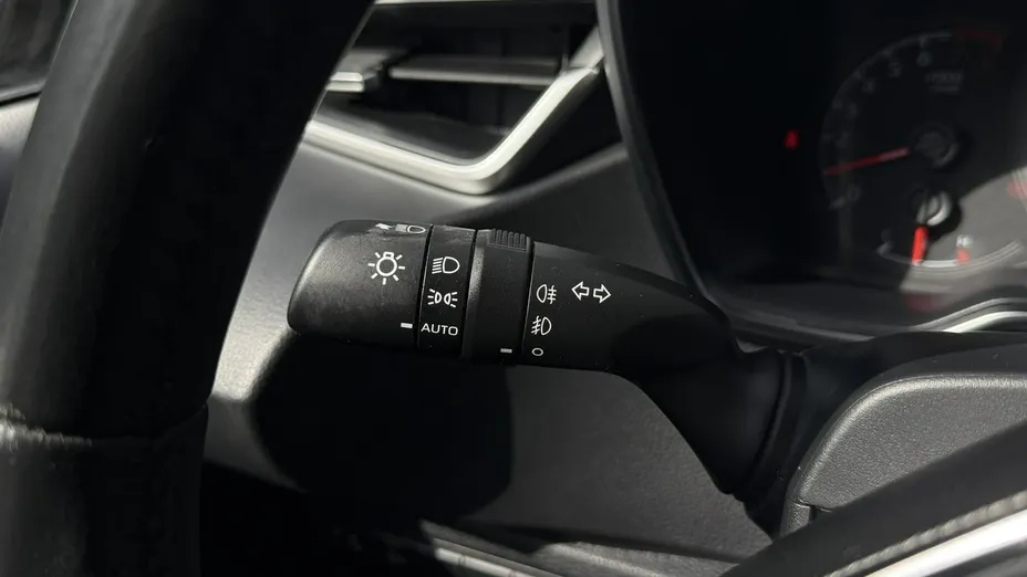 TOYOTA Corolla -