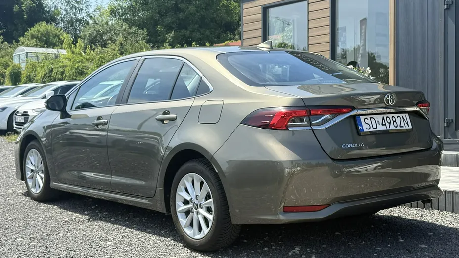 TOYOTA Corolla -