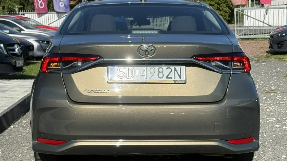 TOYOTA Corolla -