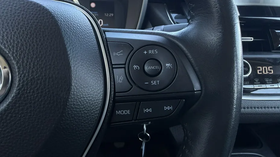 TOYOTA Corolla -