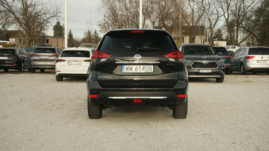 NISSAN X-Trail -
