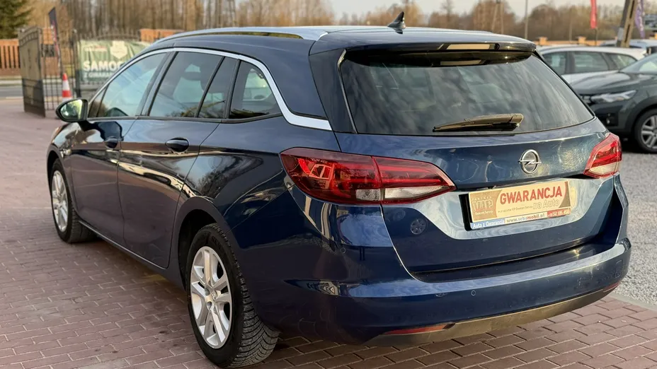 OPEL Astra -