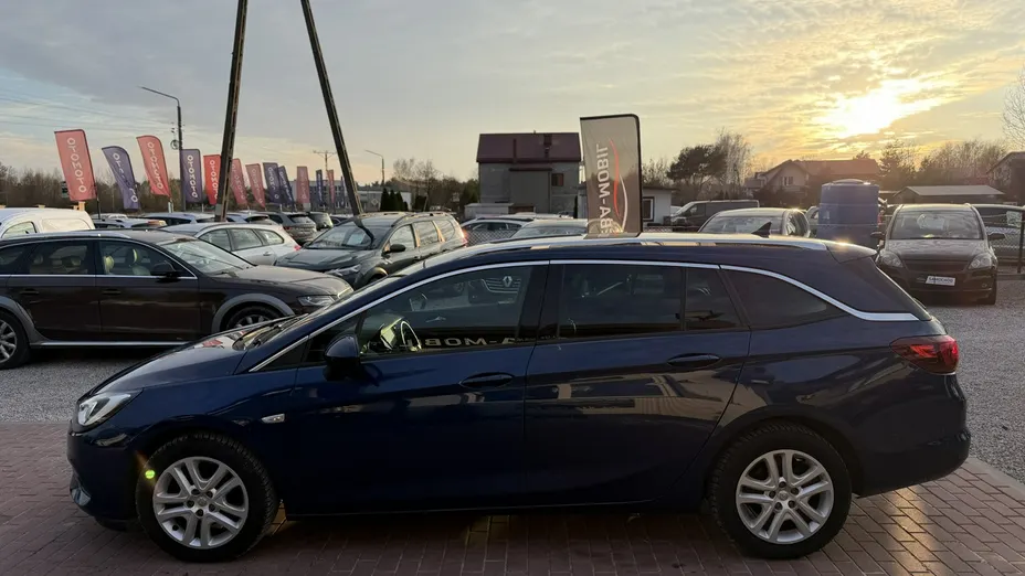 OPEL Astra -