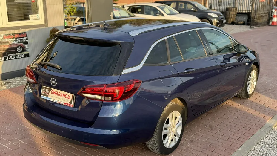 OPEL Astra -
