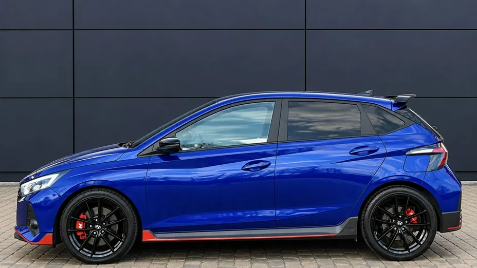 HYUNDAI i20 -