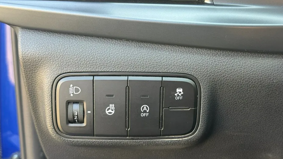HYUNDAI i20 -