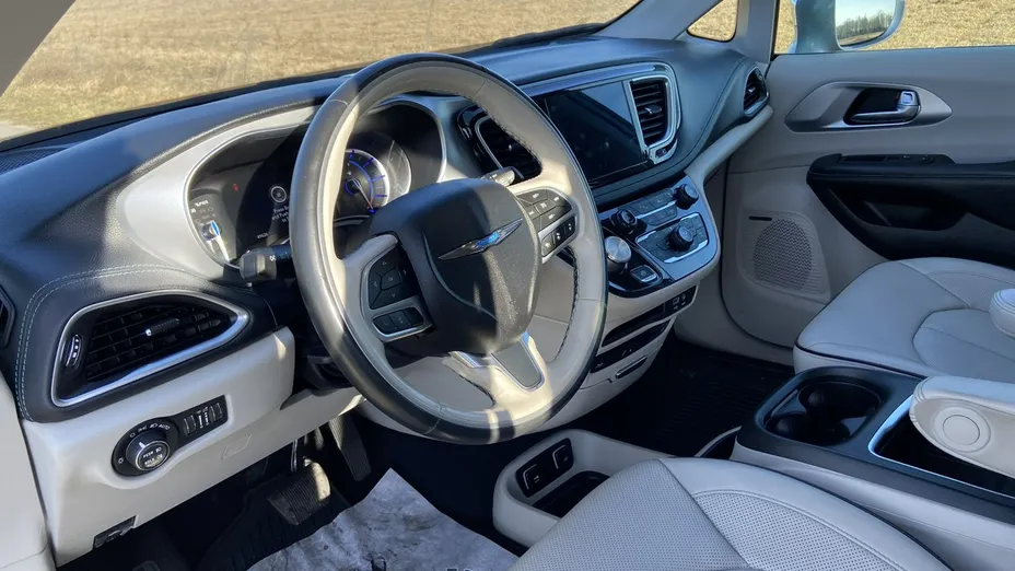 CHRYSLER Pacifica -