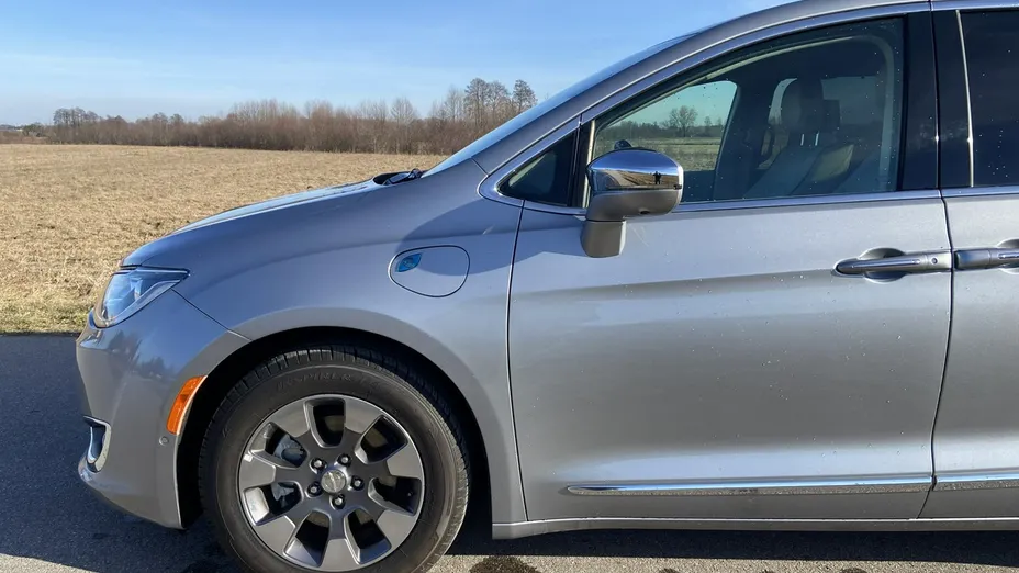 CHRYSLER Pacifica -