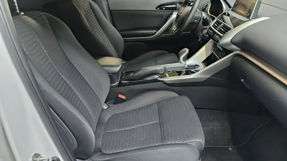 MITSUBISHI Eclipse Cross -