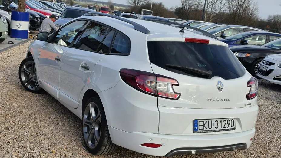 RENAULT Megane -