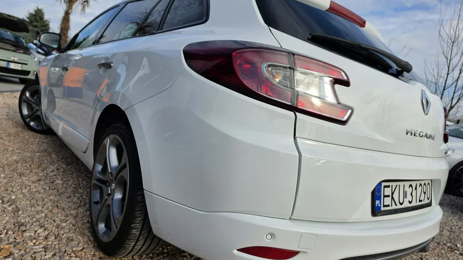 RENAULT Megane -