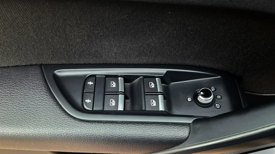 AUDI Q5 -