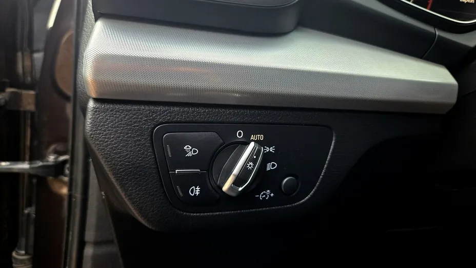 AUDI Q5 -