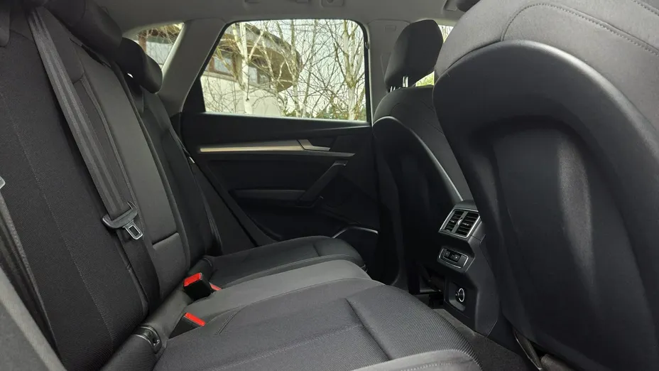 AUDI Q5 -