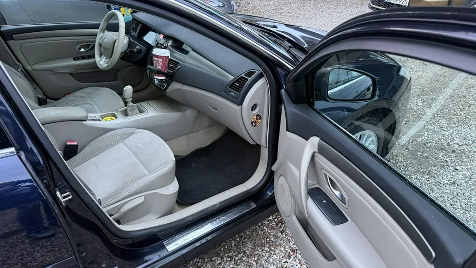 RENAULT Laguna -