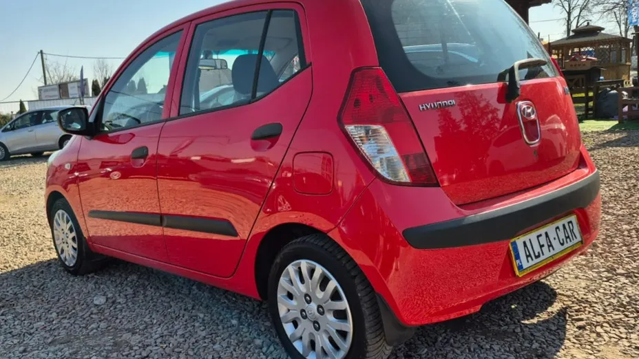HYUNDAI i10 -