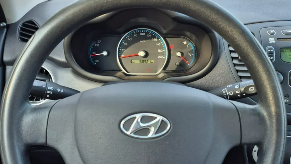 HYUNDAI i10 -