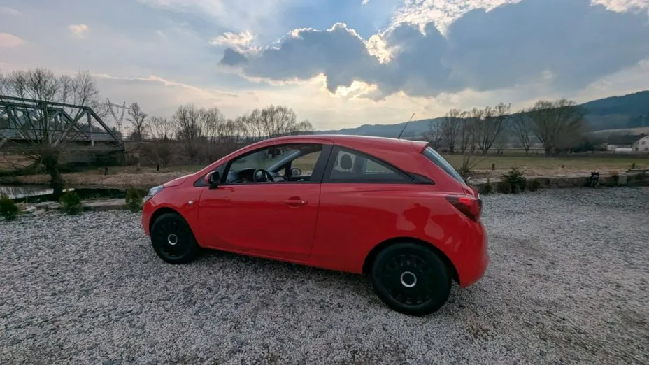 OPEL Corsa -