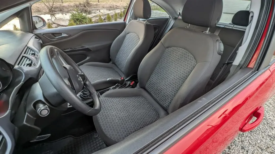 OPEL Corsa -