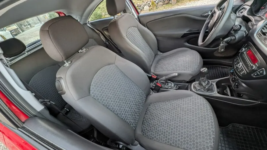 OPEL Corsa -