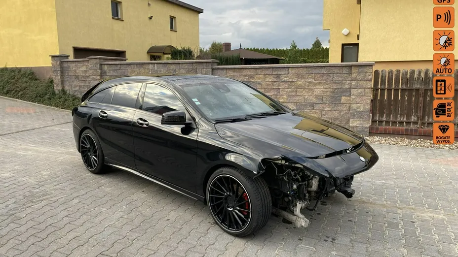 MERCEDES-BENZ CLA -