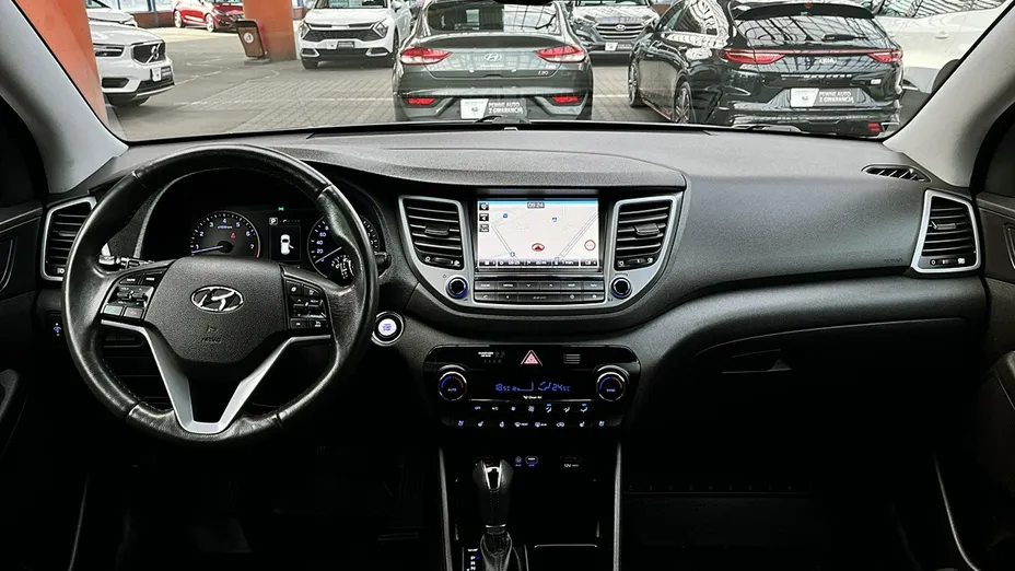 HYUNDAI Tucson -