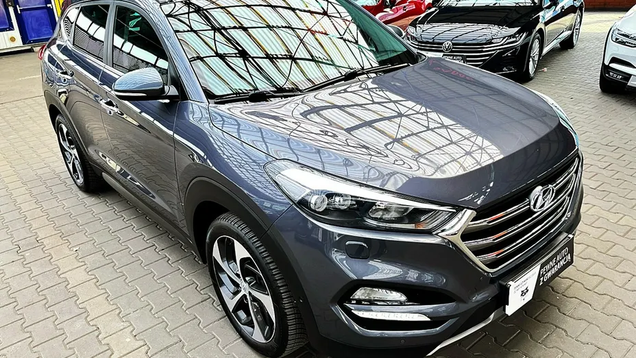 HYUNDAI Tucson -