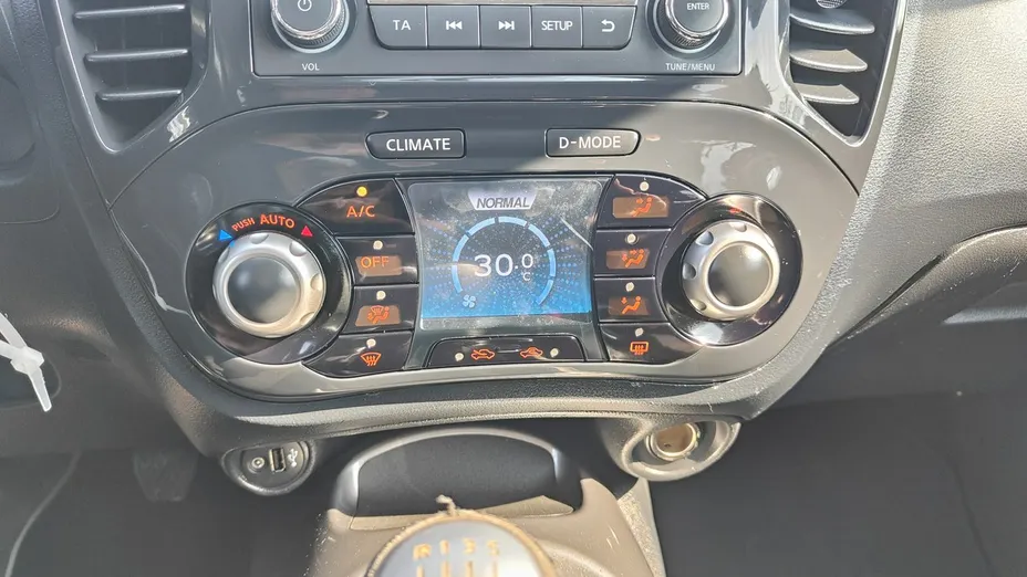 NISSAN Juke -