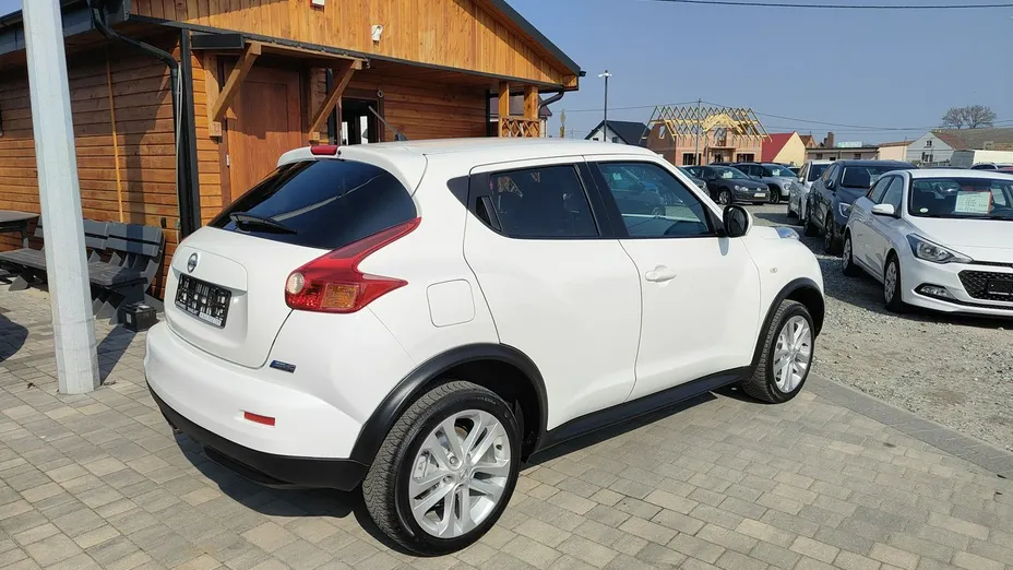 NISSAN Juke -