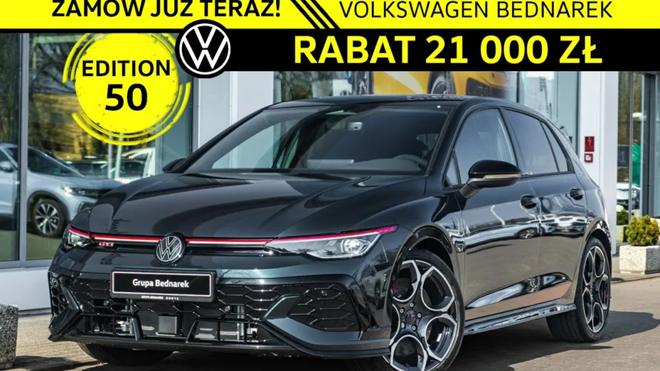 VOLKSWAGEN Golf -