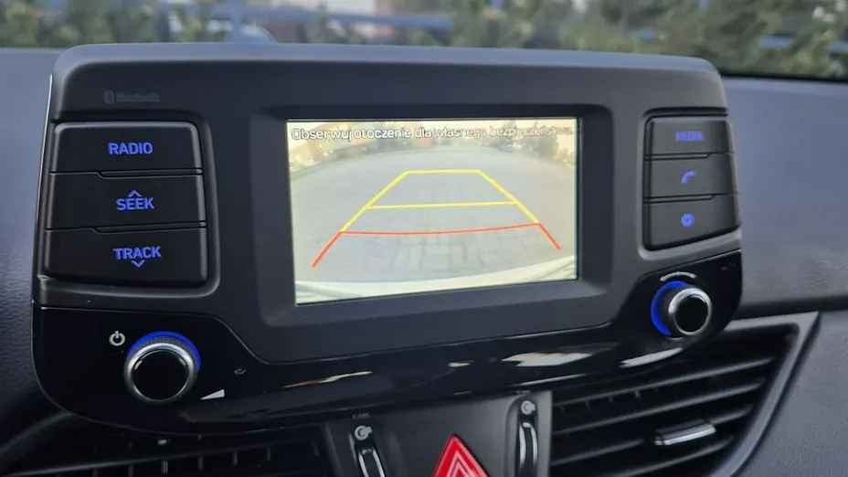 HYUNDAI i30 -