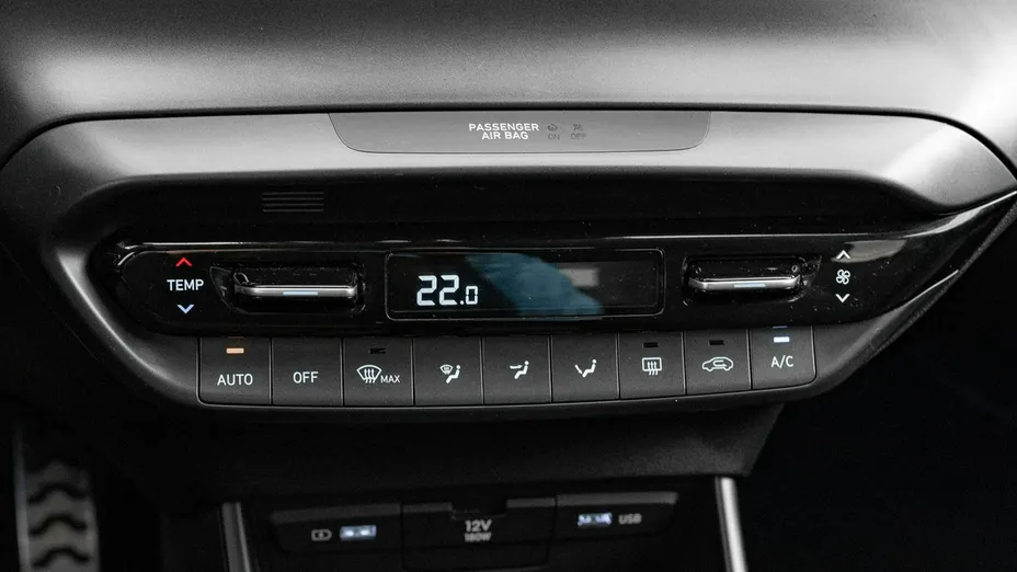 HYUNDAI Bayon -