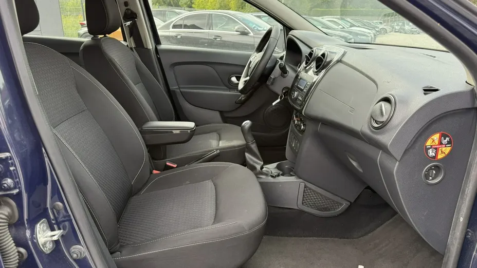 DACIA Sandero -