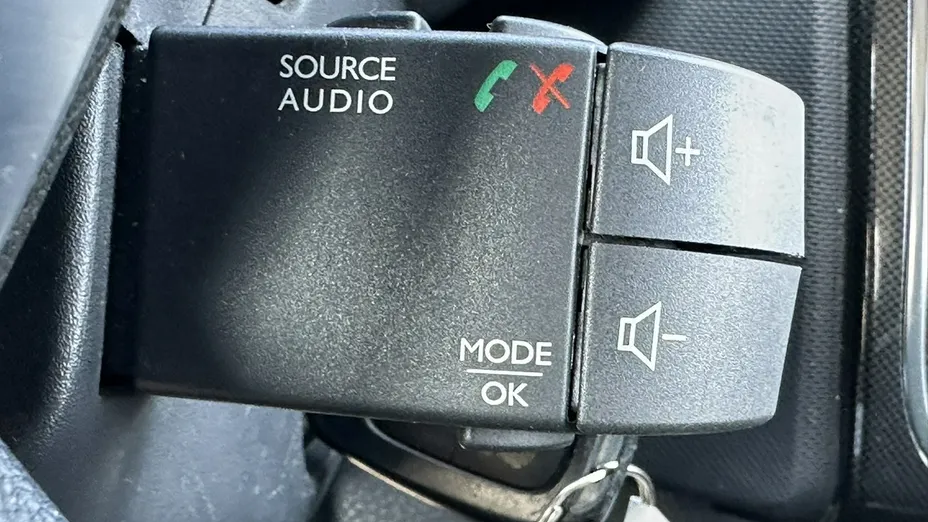 DACIA Sandero -