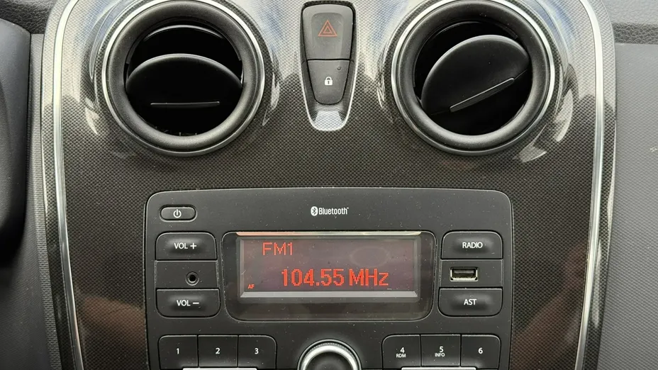 DACIA Sandero -