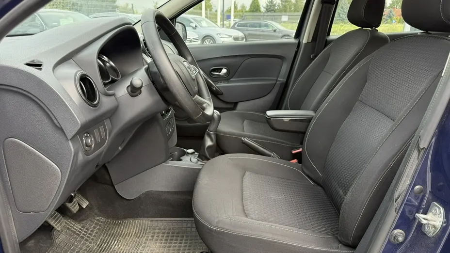 DACIA Sandero -