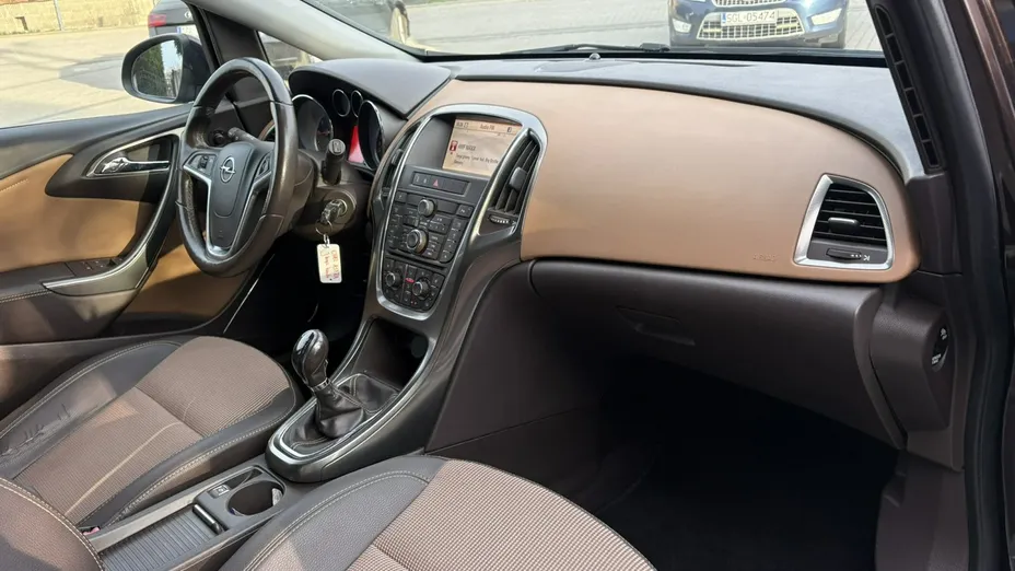 OPEL Astra -