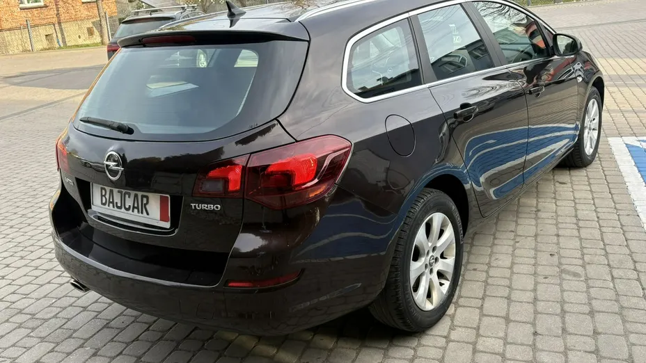 OPEL Astra -